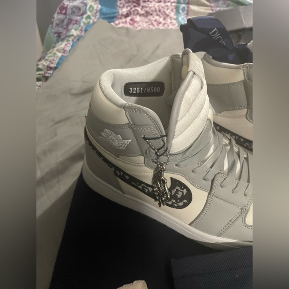 These are Air Jordan/Dior One of a kind/Authentic special edition high-tops. - Picture 9 of 11
